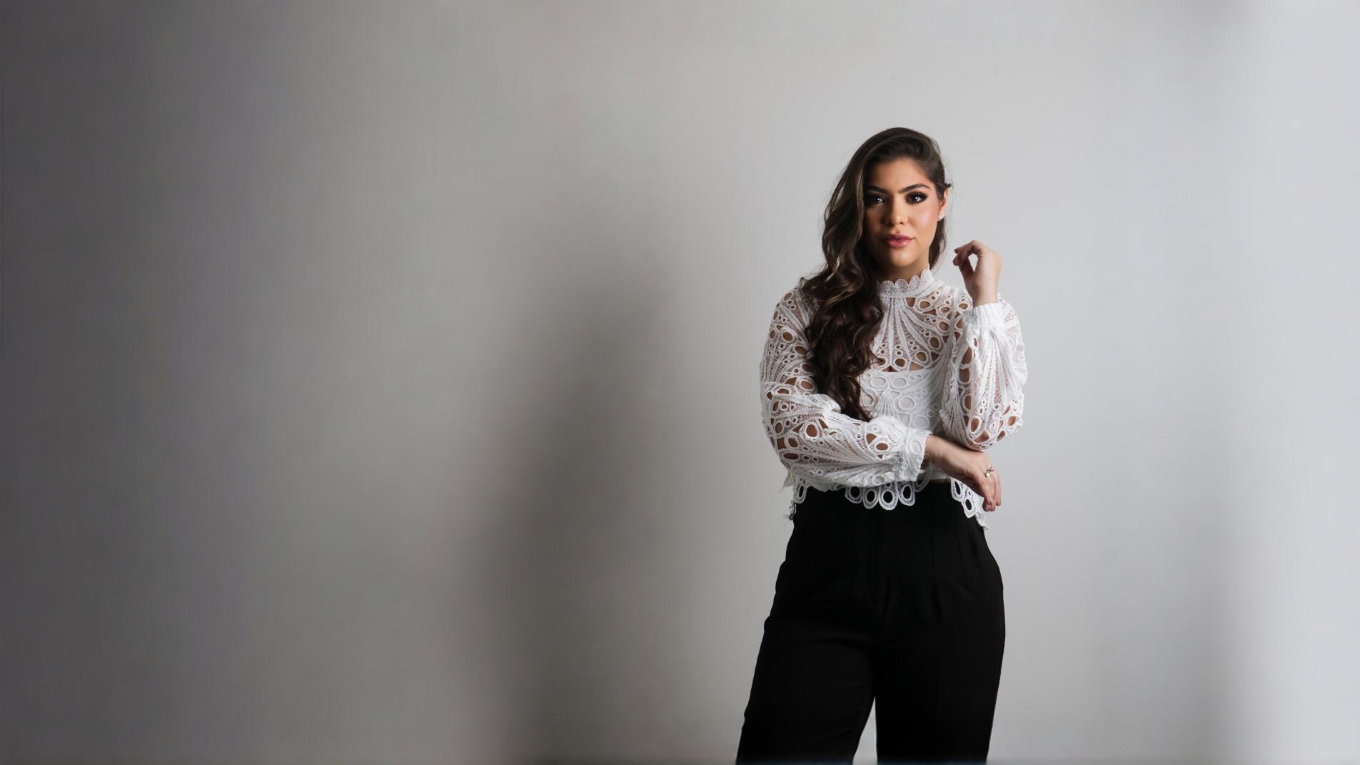 Dra. Ana Flávia Neves